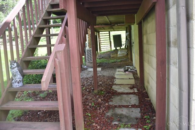 106 Springlake Avenue, Hillsboro, OH 45133