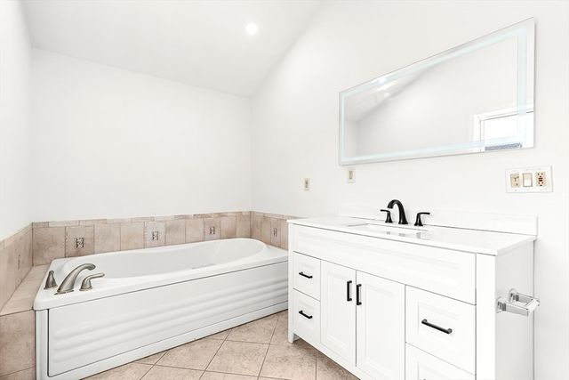 100 Emerald St, Malden, MA 02148