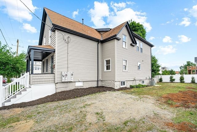 100 Emerald St, Malden, MA 02148
