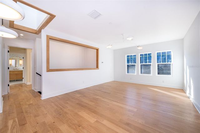 421 W FAIRBANKS AVENUE, Winter Park, FL 32789