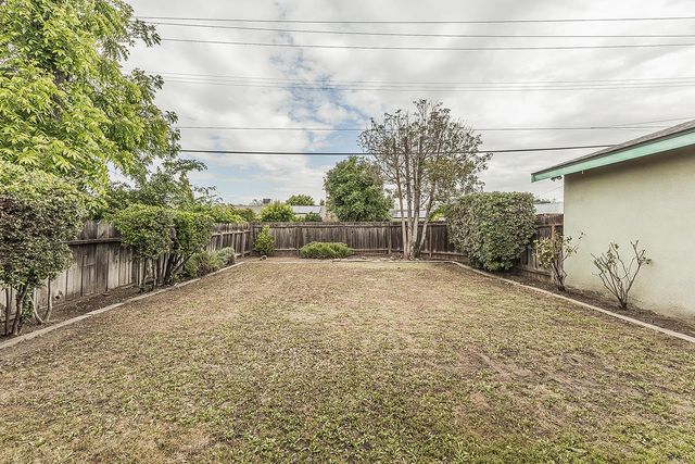 1350 Mill Street, Selma, CA 93662
