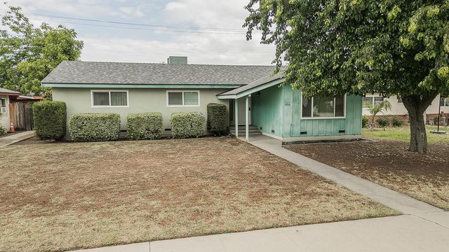 1350 Mill Street, Selma, CA 93662