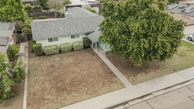 1350 Mill Street, Selma, CA 93662
