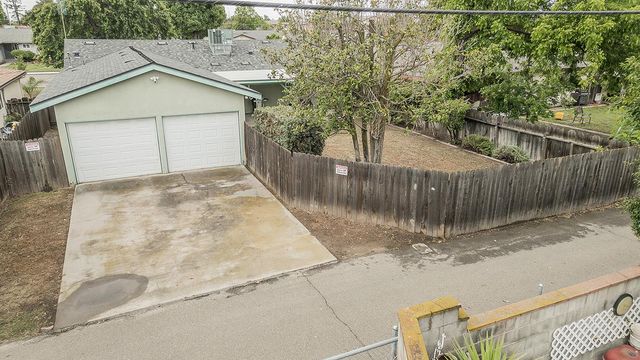 1350 Mill Street, Selma, CA 93662