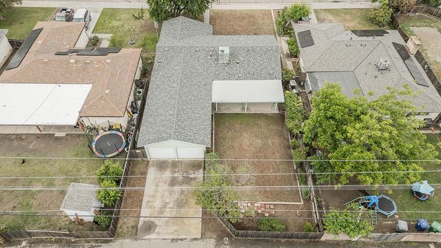 1350 Mill Street, Selma, CA 93662