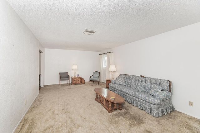 1350 Mill Street, Selma, CA 93662