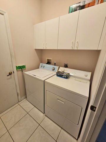 536 NW Cortina Lane, Port St. Lucie, Port St Lucie, FL 34986