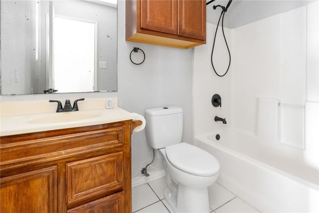 16118 Jessamine St, Corpus Christi, TX 78418