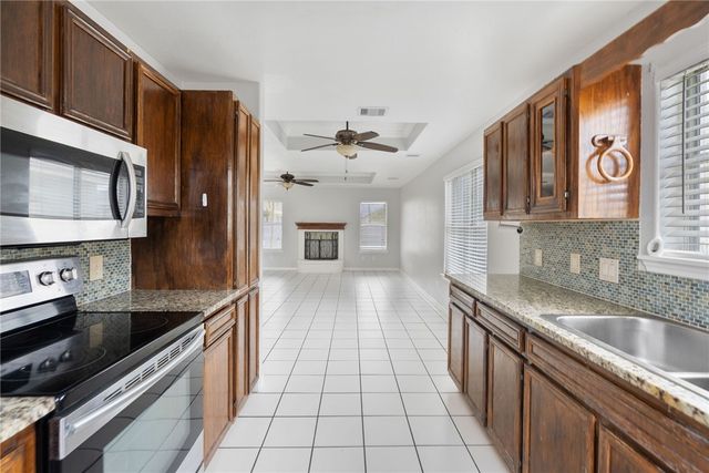 16118 Jessamine St, Corpus Christi, TX 78418