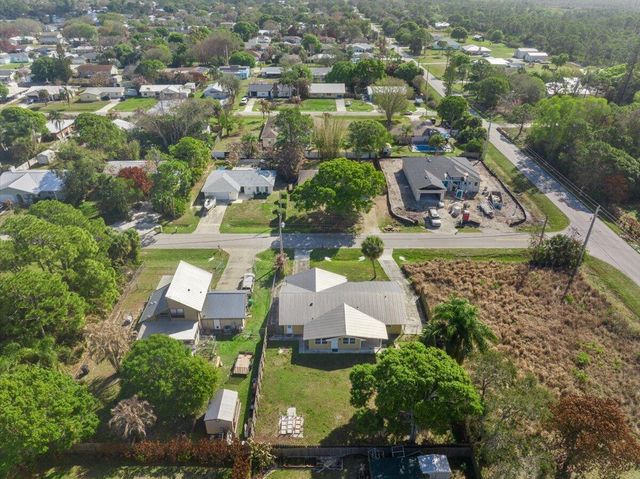 6107 Hickory Drive, Fort Pierce, FL 34982