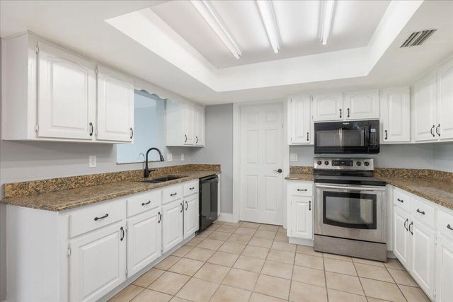 6107 Hickory Drive, Fort Pierce, FL 34982