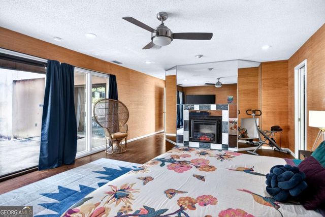 102 Stuart Street, Savannah, GA 31405