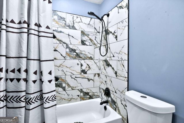 102 Stuart Street, Savannah, GA 31405