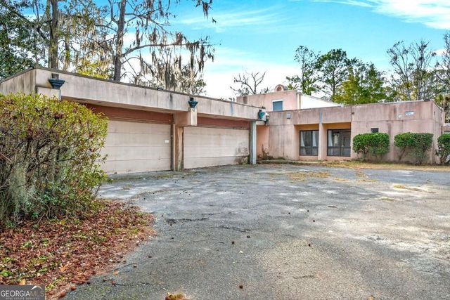 102 Stuart Street, Savannah, GA 31405