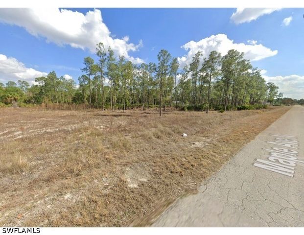 1308 Maple AVE N, Lehigh Acres, FL 33972