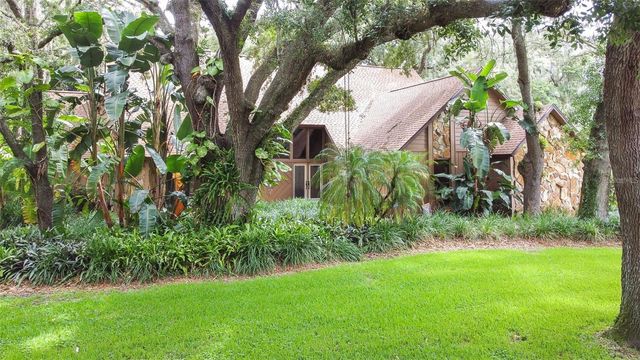 6410 E 112TH AVENUE, Temple Terrace, FL 33617