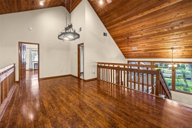 6410 E 112TH AVENUE, Temple Terrace, FL 33617