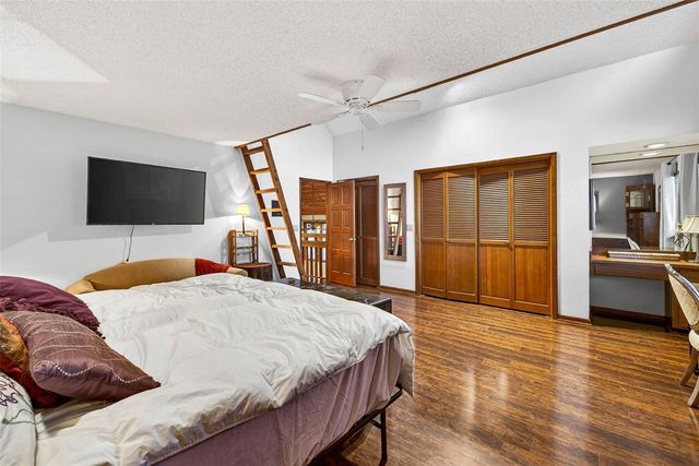 6410 E 112TH AVENUE, Temple Terrace, FL 33617