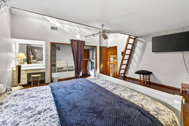 6410 E 112TH AVENUE, Temple Terrace, FL 33617