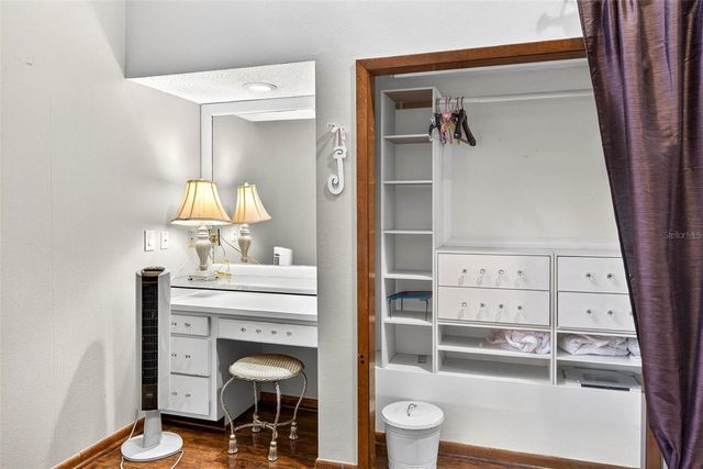 6410 E 112TH AVENUE, Temple Terrace, FL 33617