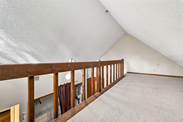 6410 E 112TH AVENUE, Temple Terrace, FL 33617