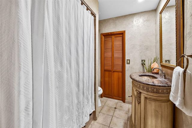 6410 E 112TH AVENUE, Temple Terrace, FL 33617