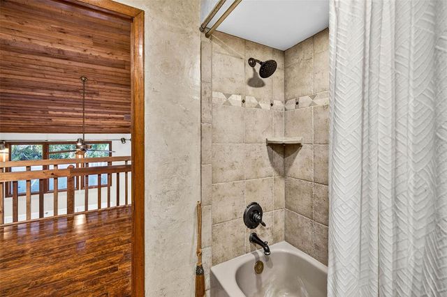 6410 E 112TH AVENUE, Temple Terrace, FL 33617