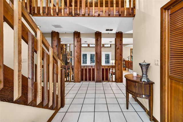 6410 E 112TH AVENUE, Temple Terrace, FL 33617