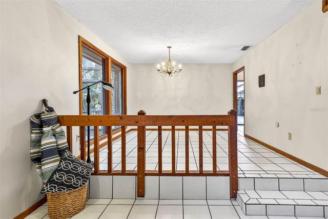 6410 E 112TH AVENUE, Temple Terrace, FL 33617