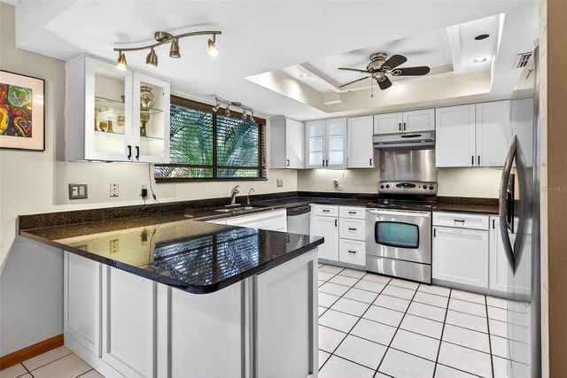 6410 E 112TH AVENUE, Temple Terrace, FL 33617