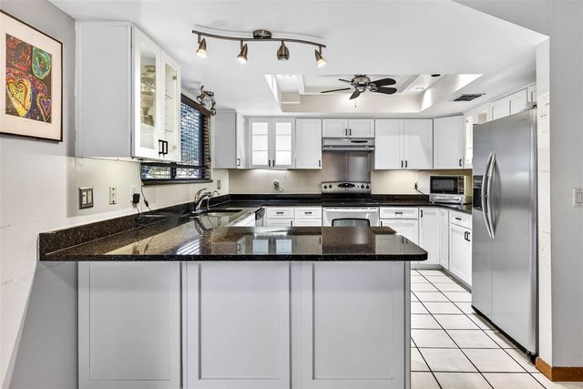 6410 E 112TH AVENUE, Temple Terrace, FL 33617