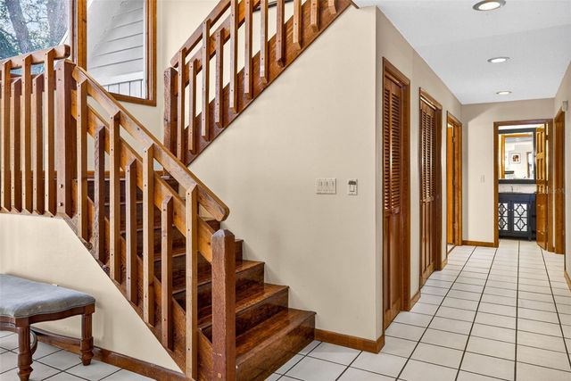 6410 E 112TH AVENUE, Temple Terrace, FL 33617