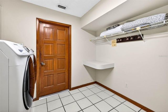 6410 E 112TH AVENUE, Temple Terrace, FL 33617