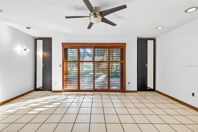 6410 E 112TH AVENUE, Temple Terrace, FL 33617