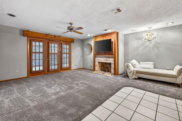 6410 E 112TH AVENUE, Temple Terrace, FL 33617