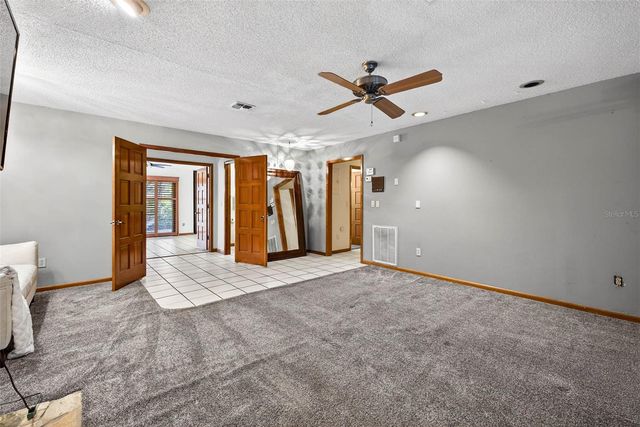 6410 E 112TH AVENUE, Temple Terrace, FL 33617