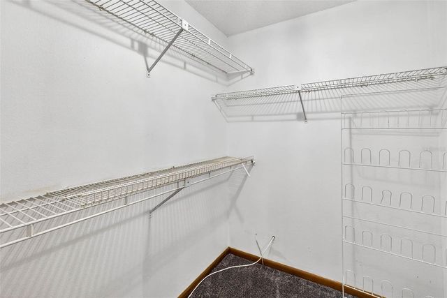 6410 E 112TH AVENUE, Temple Terrace, FL 33617