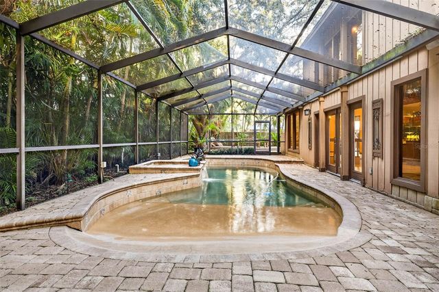 6410 E 112TH AVENUE, Temple Terrace, FL 33617