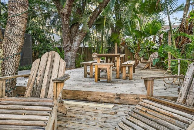 6410 E 112TH AVENUE, Temple Terrace, FL 33617