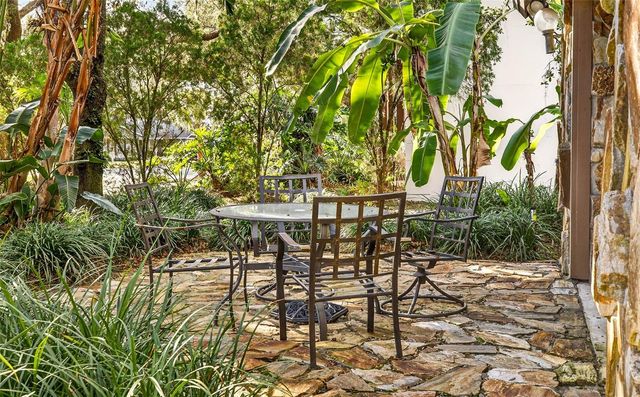 6410 E 112TH AVENUE, Temple Terrace, FL 33617