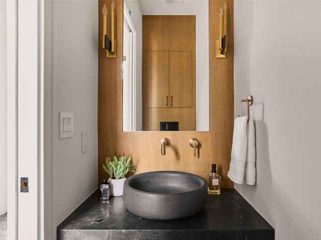 1604 Taylor Gaines ST, Austin, TX 78741