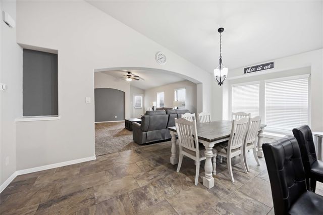 712 Rim Water Drive, Alvin, TX 77511