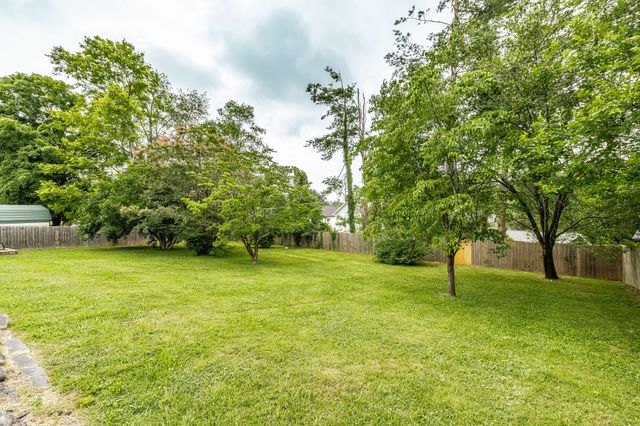 1934 Valley Park Dr, Nashville, TN 37216
