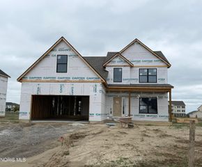 1422 Thomas Lane, Waterville, OH 43566