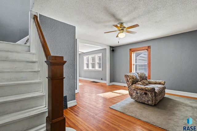 706 N French Ave Avenue, Sioux Falls, SD 57103