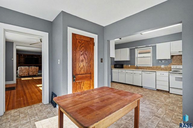 706 N French Ave Avenue, Sioux Falls, SD 57103