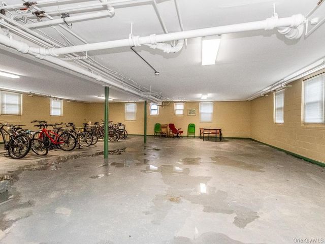 25 Trinity Place 3J, New Rochelle, NY 10805