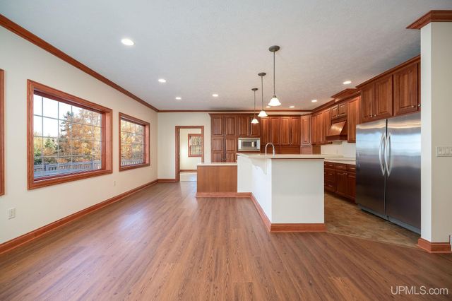 23 Chipman Drive, Ishpeming, MI 49849