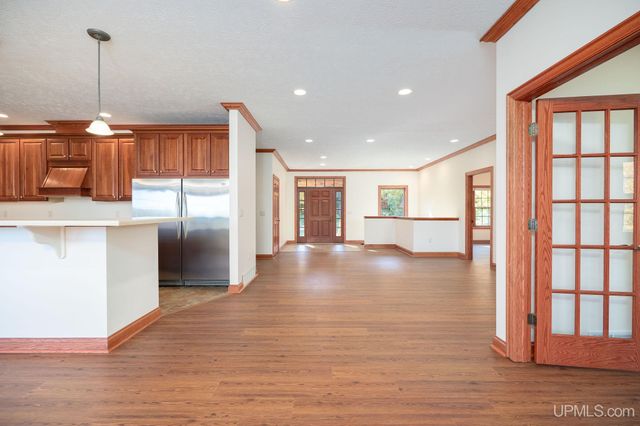 23 Chipman Drive, Ishpeming, MI 49849