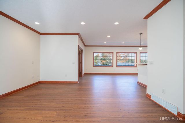 23 Chipman Drive, Ishpeming, MI 49849